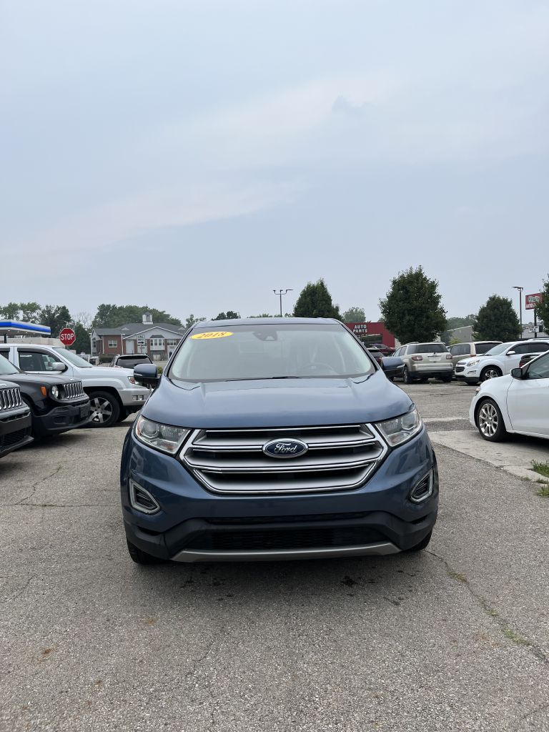 Photo 2 of this FORD EDGE