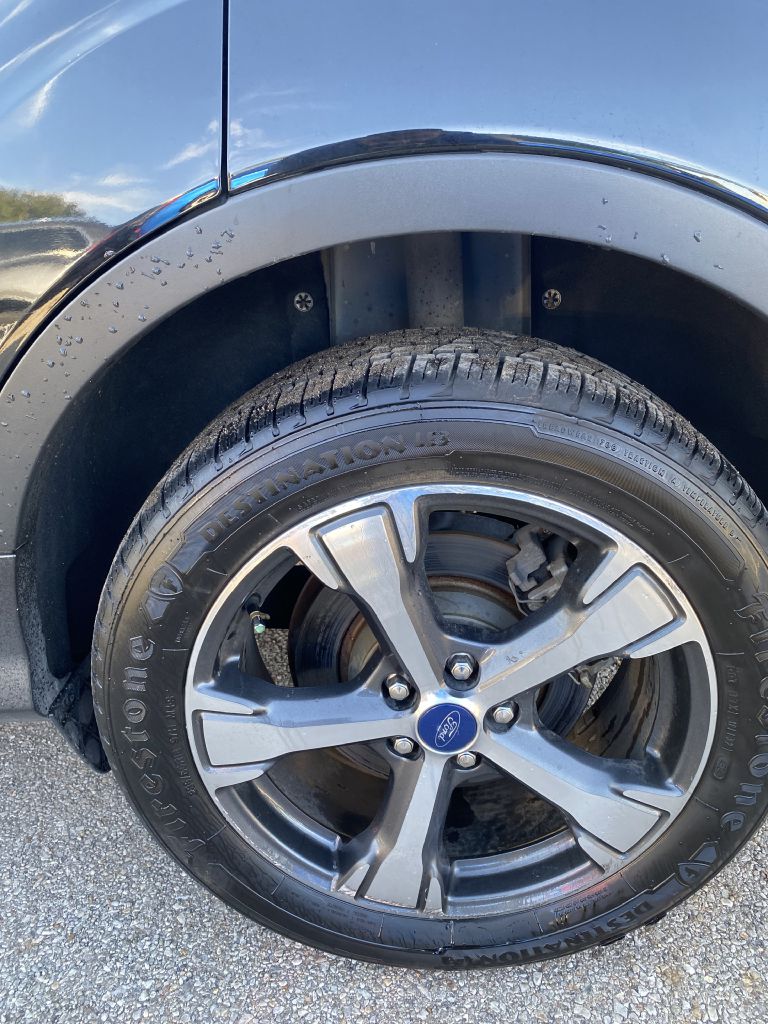 Photo 11 of this FORD ESCAPE