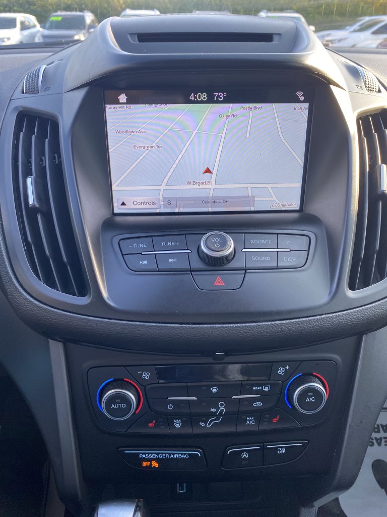 Photo 18 of this FORD ESCAPE