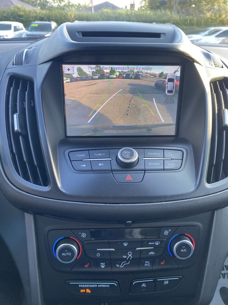 Photo 19 of this FORD ESCAPE