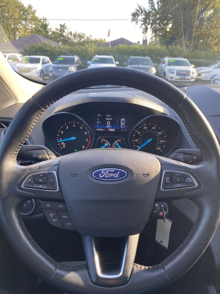 Photo 20 of this FORD ESCAPE