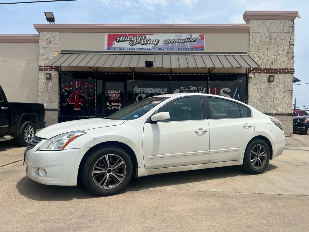 2012 Nissan Altima's photo