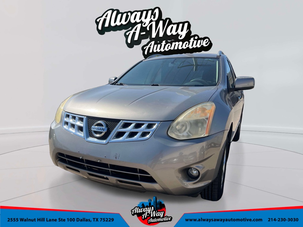 2013 Nissan Rogue SV AWD's photo