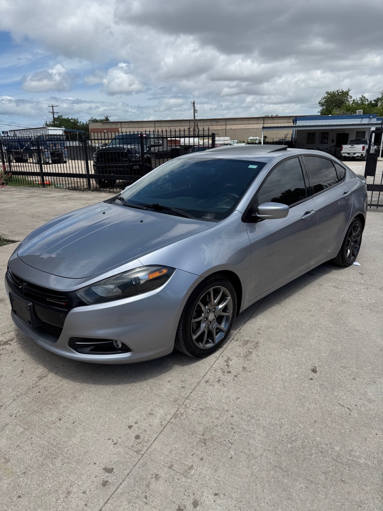 Gray 2014 Dodge Dart SXT FWD Sedan Front-Wheel Drive 6-Speed Manual
