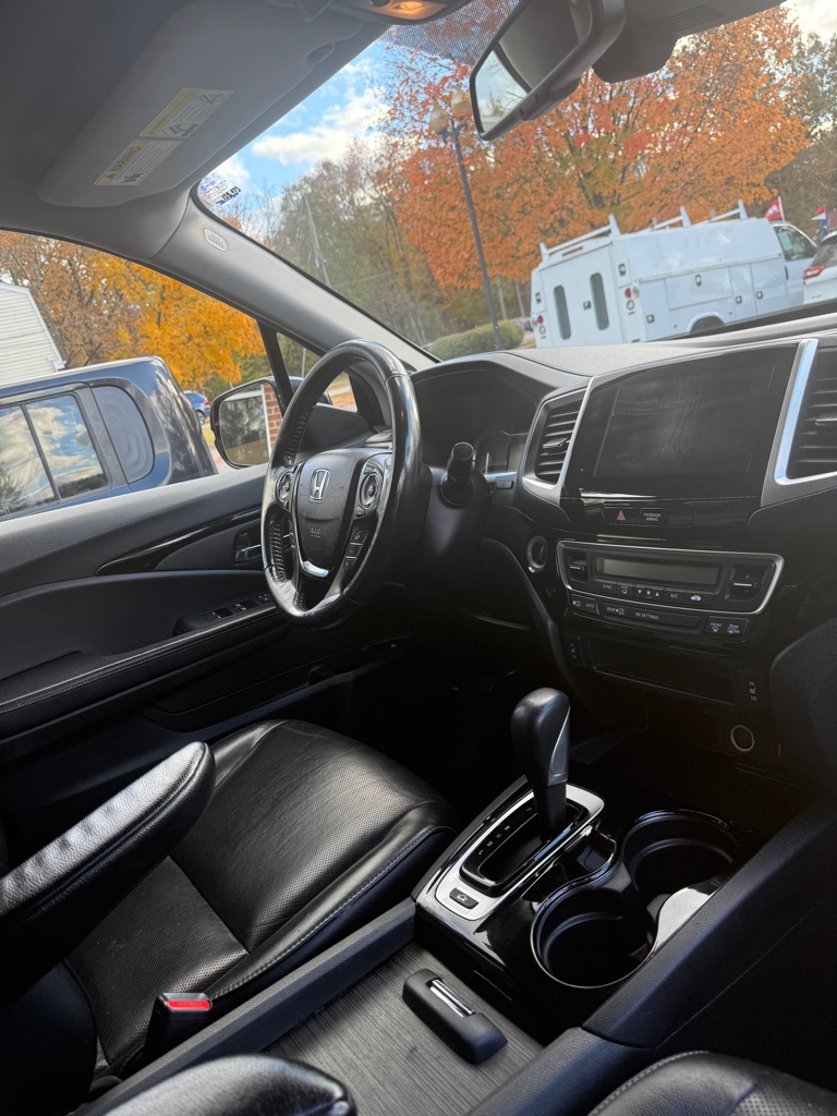 Photo 9 of this HONDA RIDGELINE