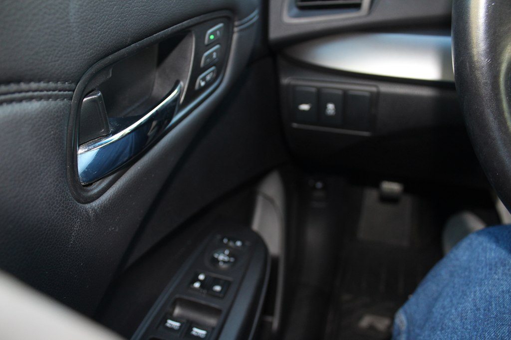 Photo 34 of this ACURA RDX
