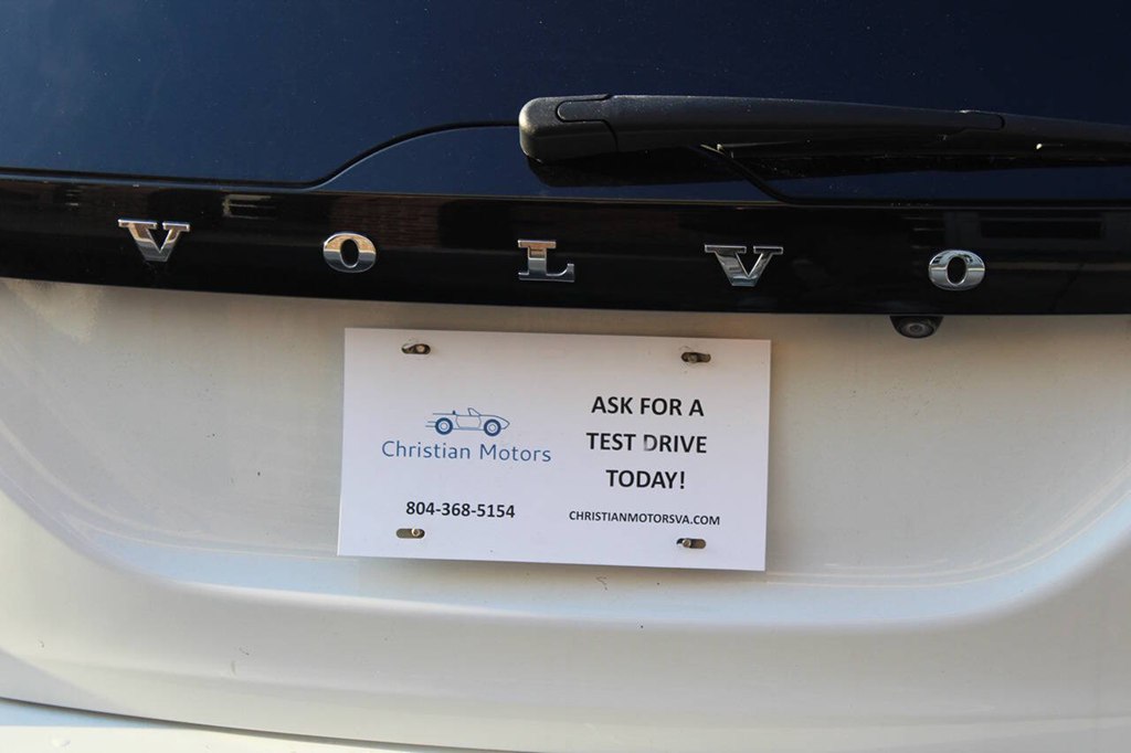 Photo 20 of this VOLVO V60 CROSS COUNT