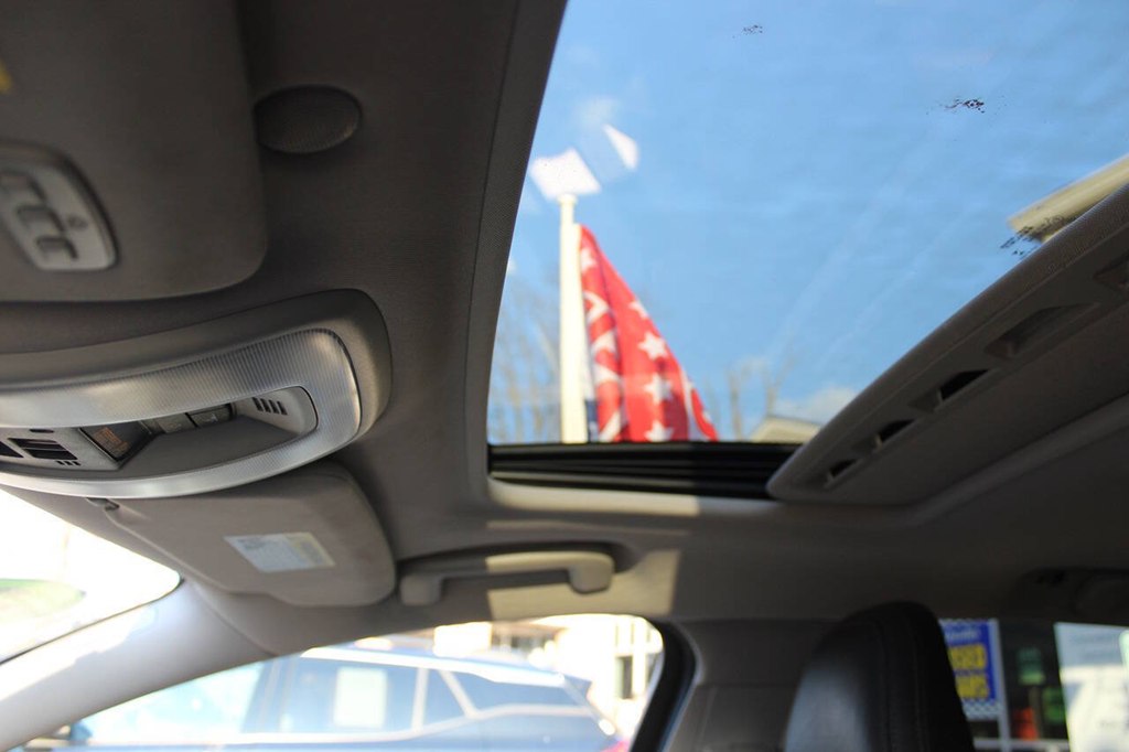 Photo 19 of this VOLVO V60 CROSS COUNT
