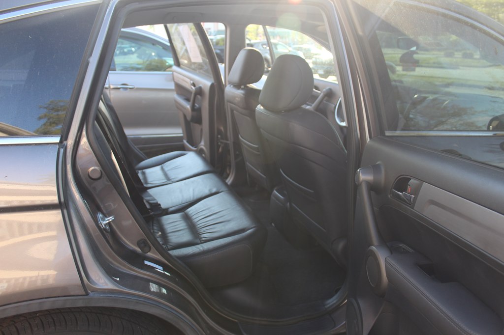Photo 10 of this HONDA CR-V