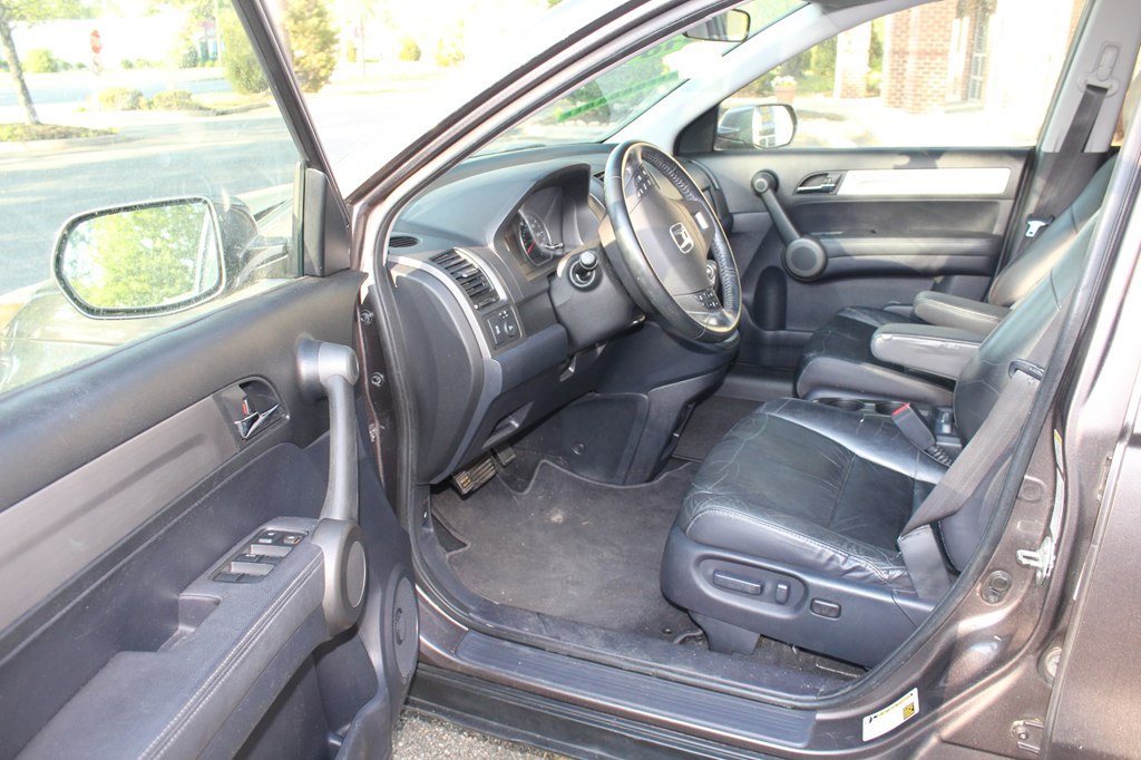 Photo 7 of this HONDA CR-V