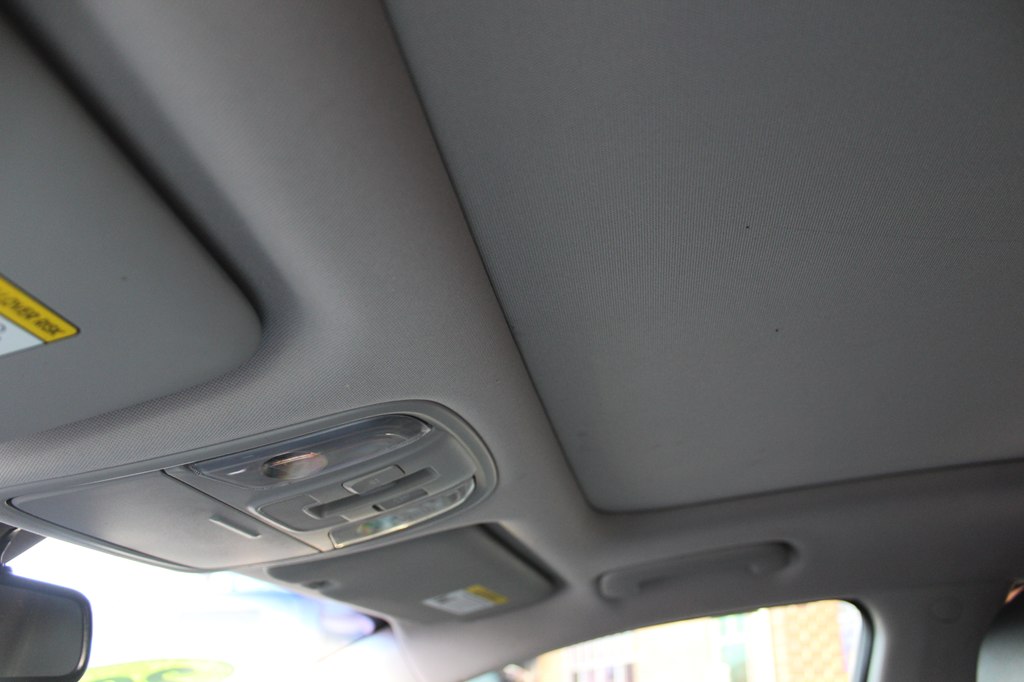 Photo 15 of this KIA SPORTAGE
