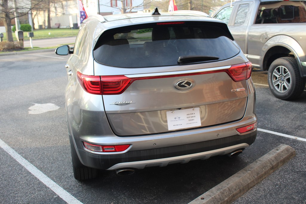 Photo 3 of this KIA SPORTAGE