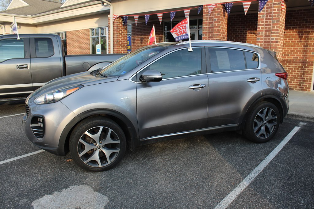 Photo 2 of this KIA SPORTAGE