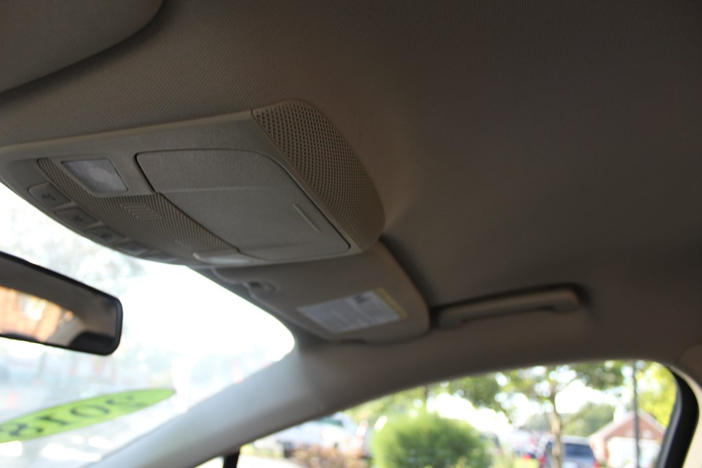 Photo 14 of this FORD FUSION