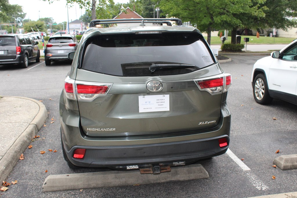 Photo 23 of this TOYOTA HIGHLANDER