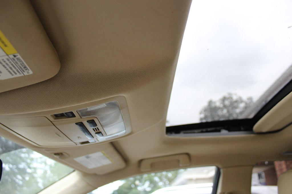 Photo 34 of this TOYOTA HIGHLANDER