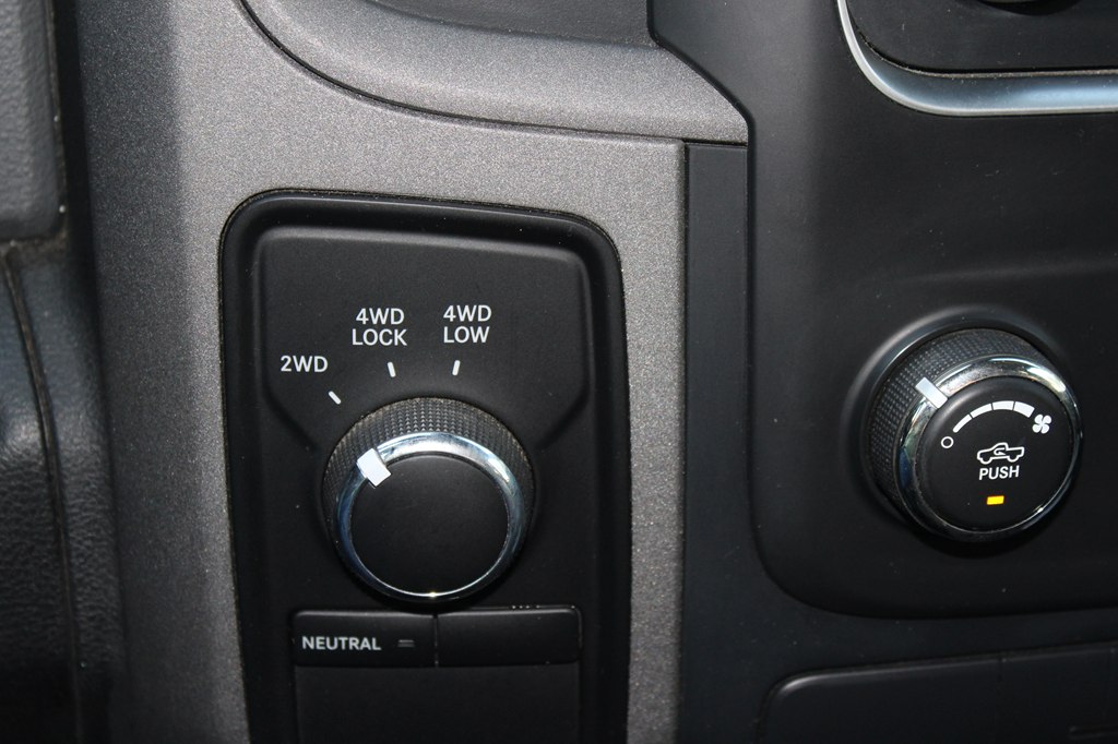 Photo 9 of this RAM 1500