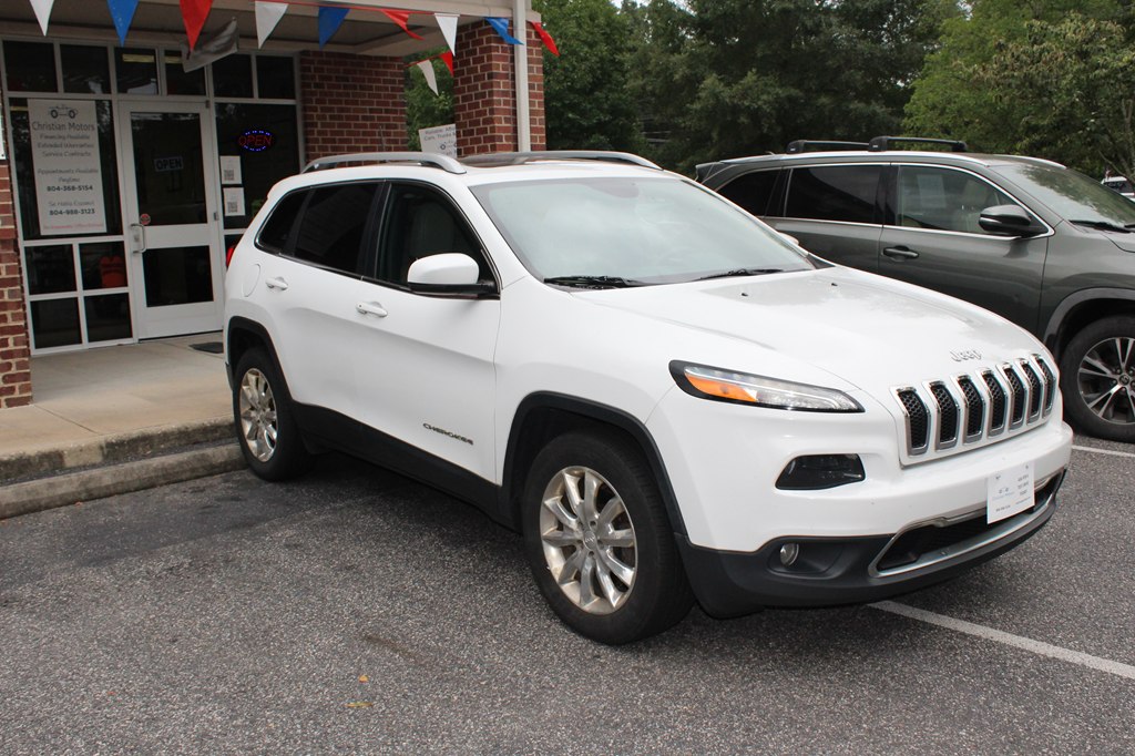 Photo 7 of this JEEP CHEROKEE