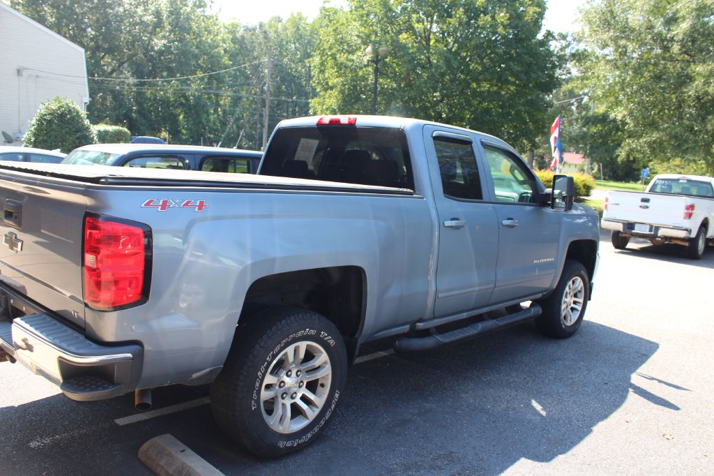 Photo 6 of this CHEVROLET SILVERADO 1500