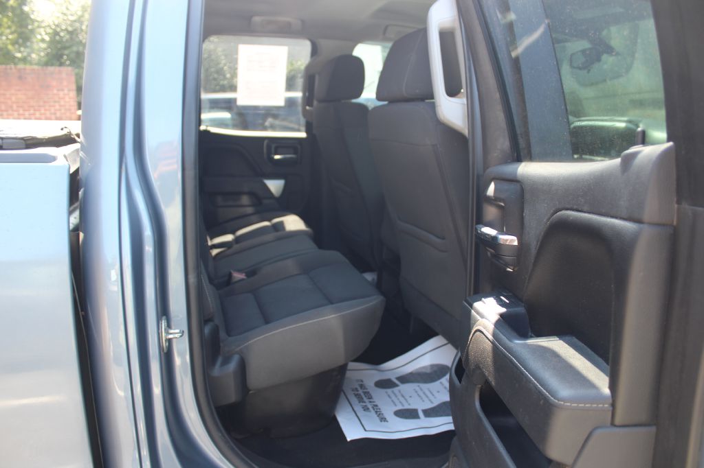 Photo 8 of this CHEVROLET SILVERADO 1500