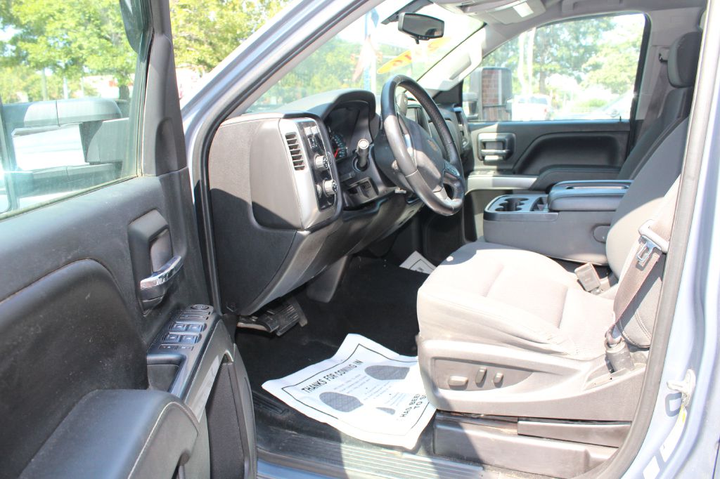 Photo 11 of this CHEVROLET SILVERADO 1500