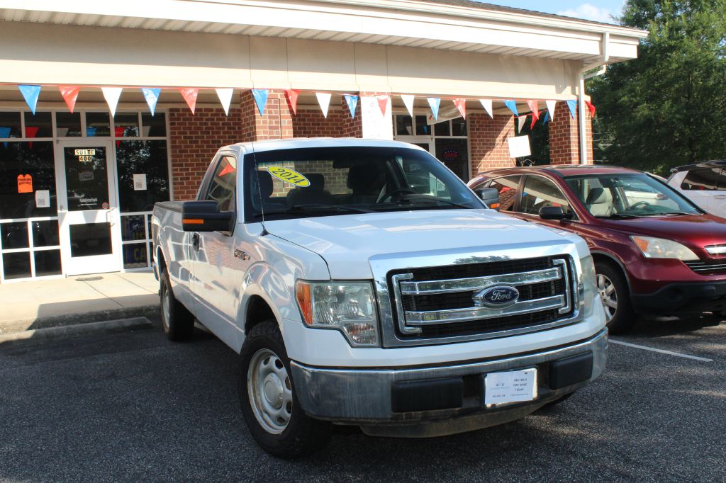 Photo 2 of this FORD F-150