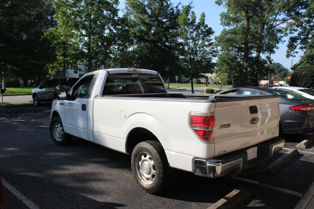 Photo 4 of this FORD F-150