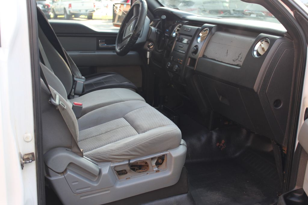 Photo 7 of this FORD F-150
