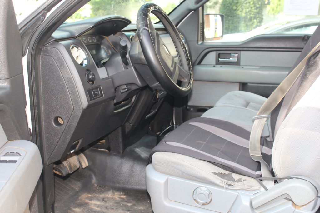Photo 8 of this FORD F-150
