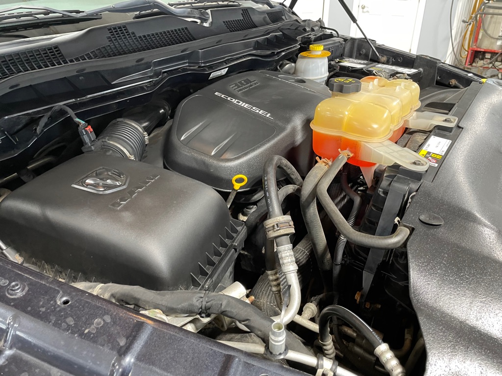Photo 40 of this RAM 1500