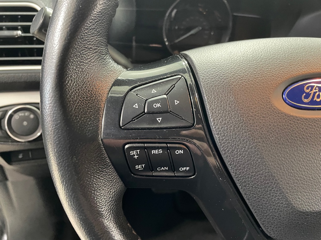 Photo 34 of this FORD EXPLORER