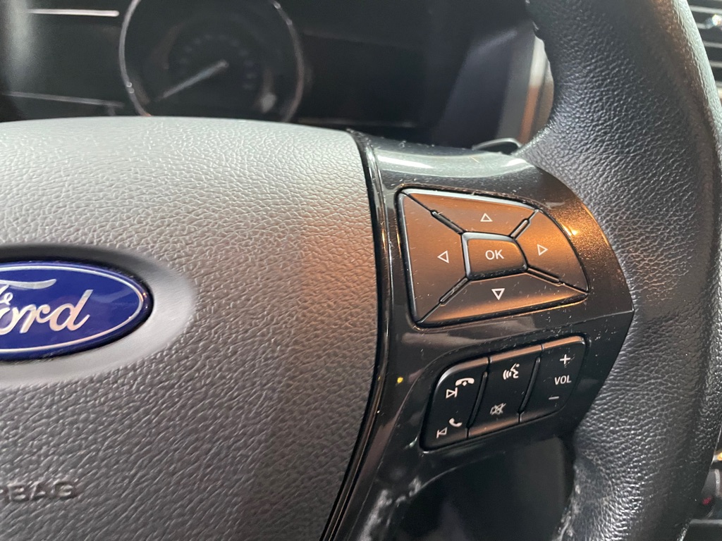 Photo 35 of this FORD EXPLORER