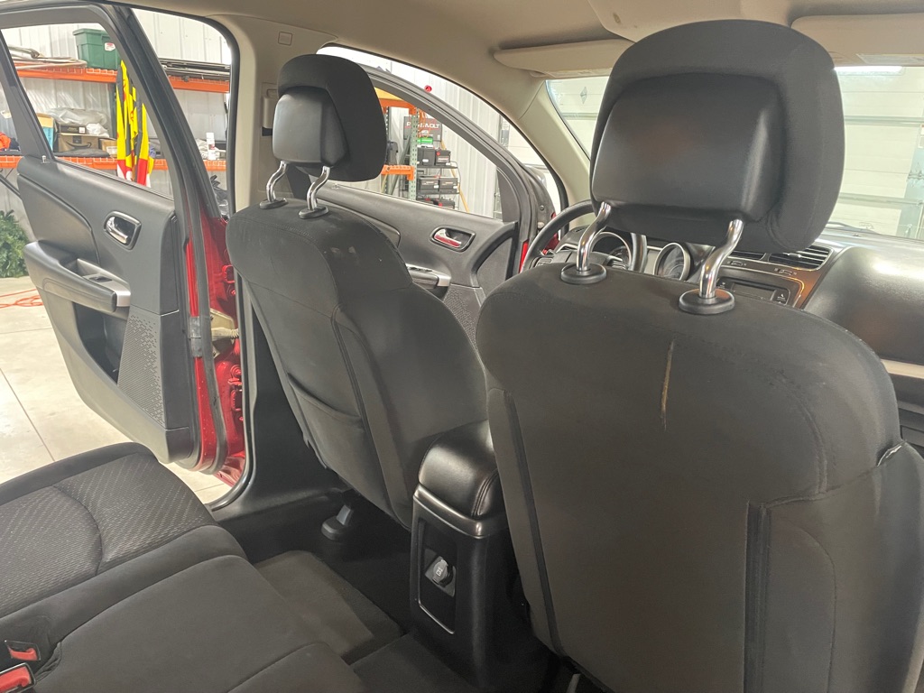 Photo 19 of this DODGE JOURNEY