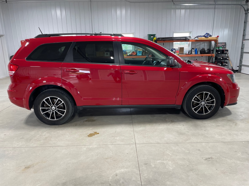 Photo 8 of this DODGE JOURNEY