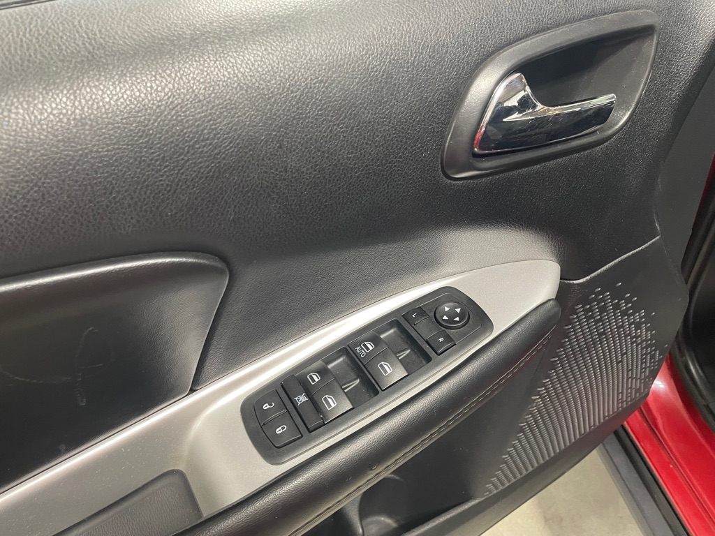 Photo 11 of this DODGE JOURNEY