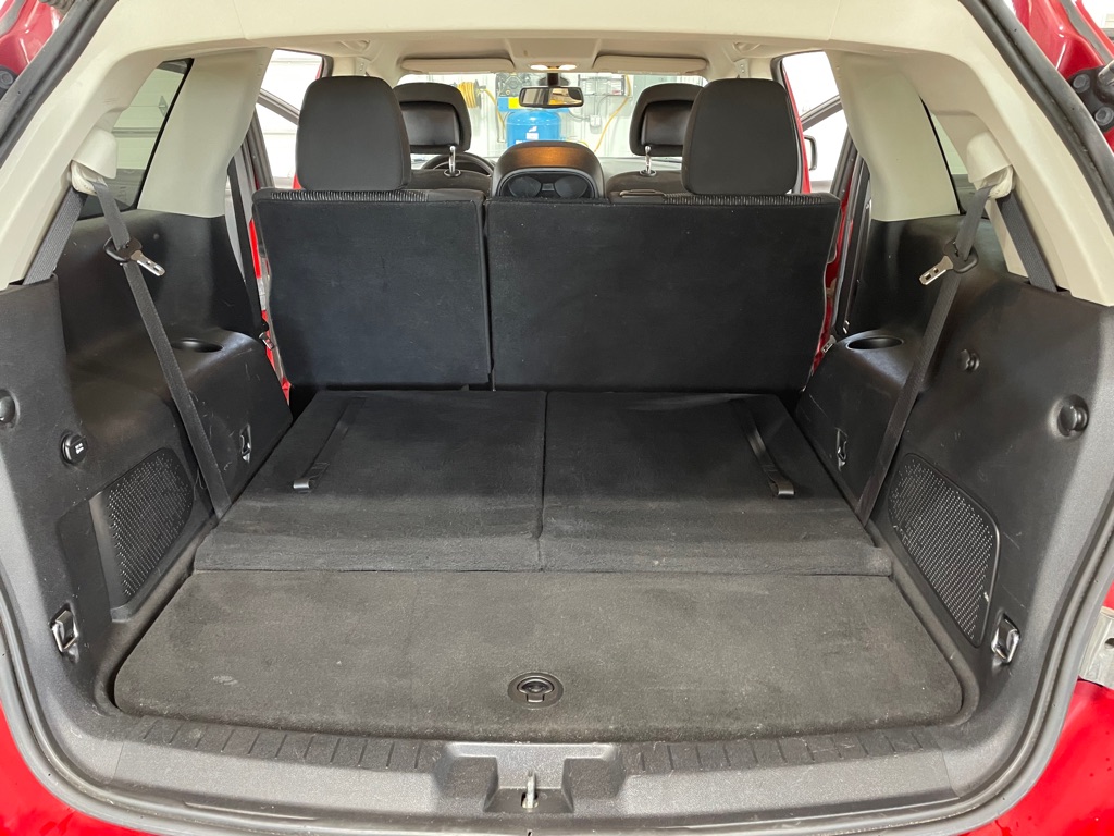 Photo 17 of this DODGE JOURNEY