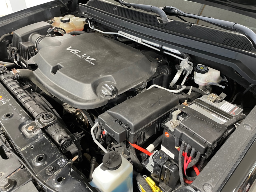 Photo 33 of this CHEVROLET COLORADO