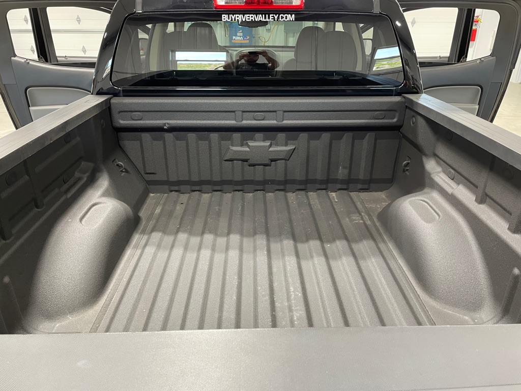 Photo 17 of this CHEVROLET COLORADO