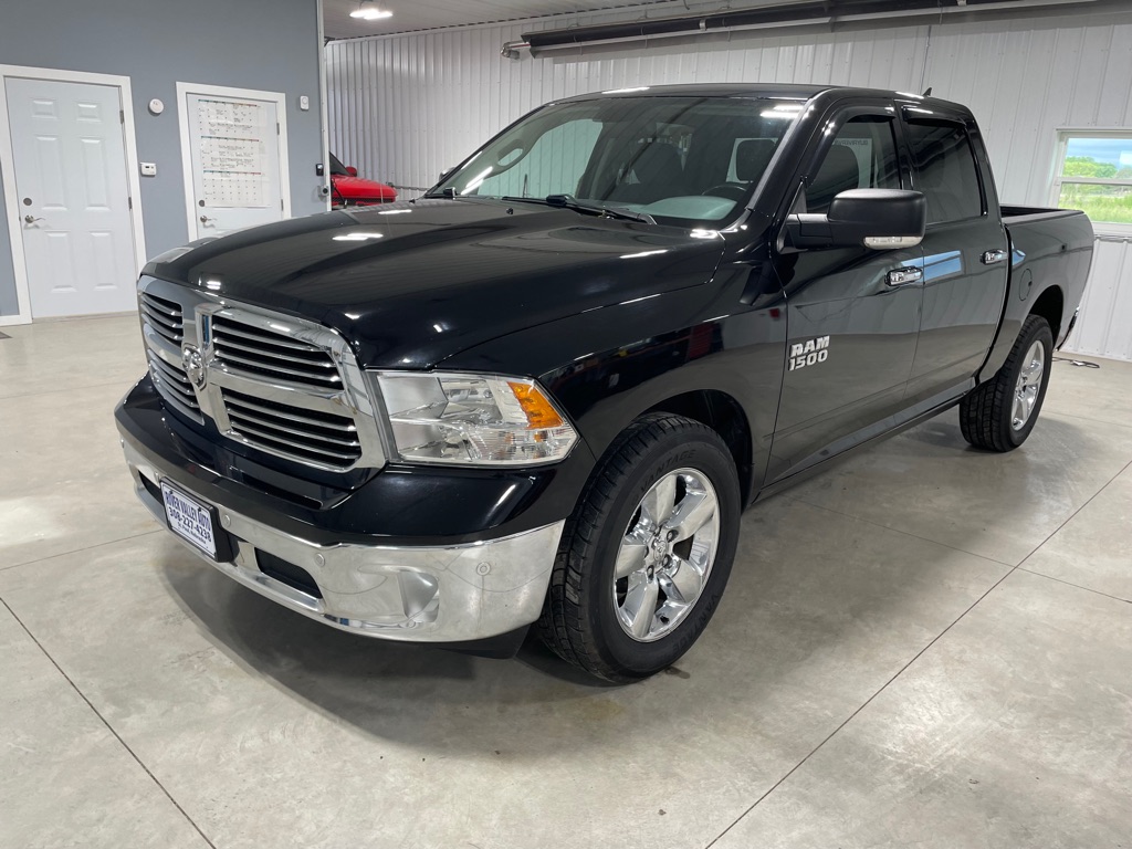Photo 3 of this RAM 1500