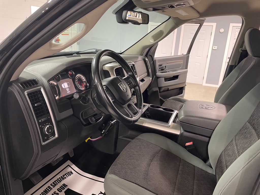 Photo 9 of this RAM 1500