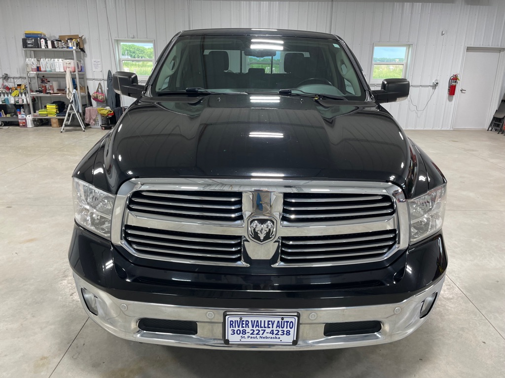 Photo 2 of this RAM 1500