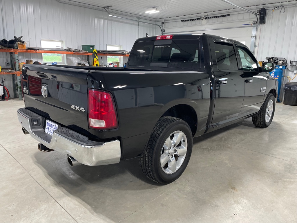 Photo 7 of this RAM 1500