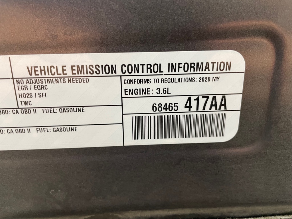 Photo 37 of this CHRYSLER PACIFICA