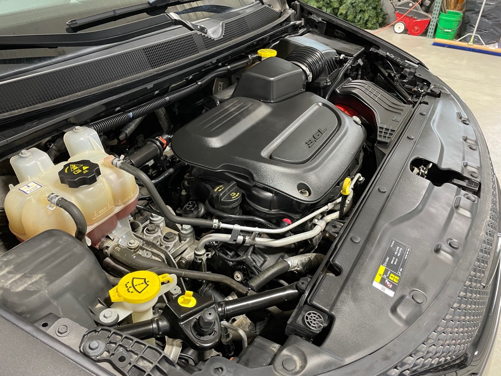 Photo 36 of this CHRYSLER PACIFICA