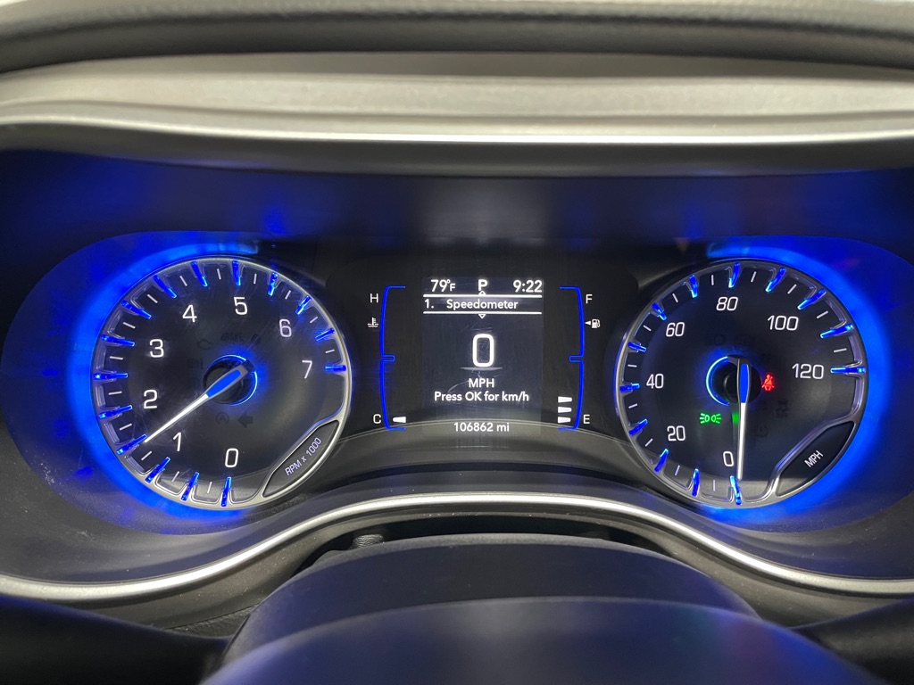 Photo 26 of this CHRYSLER PACIFICA
