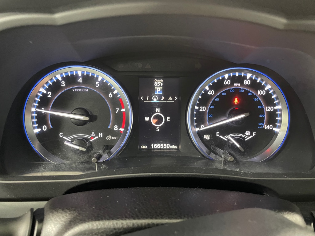 Photo 34 of this TOYOTA HIGHLANDER
