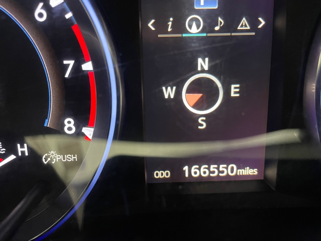Photo 33 of this TOYOTA HIGHLANDER