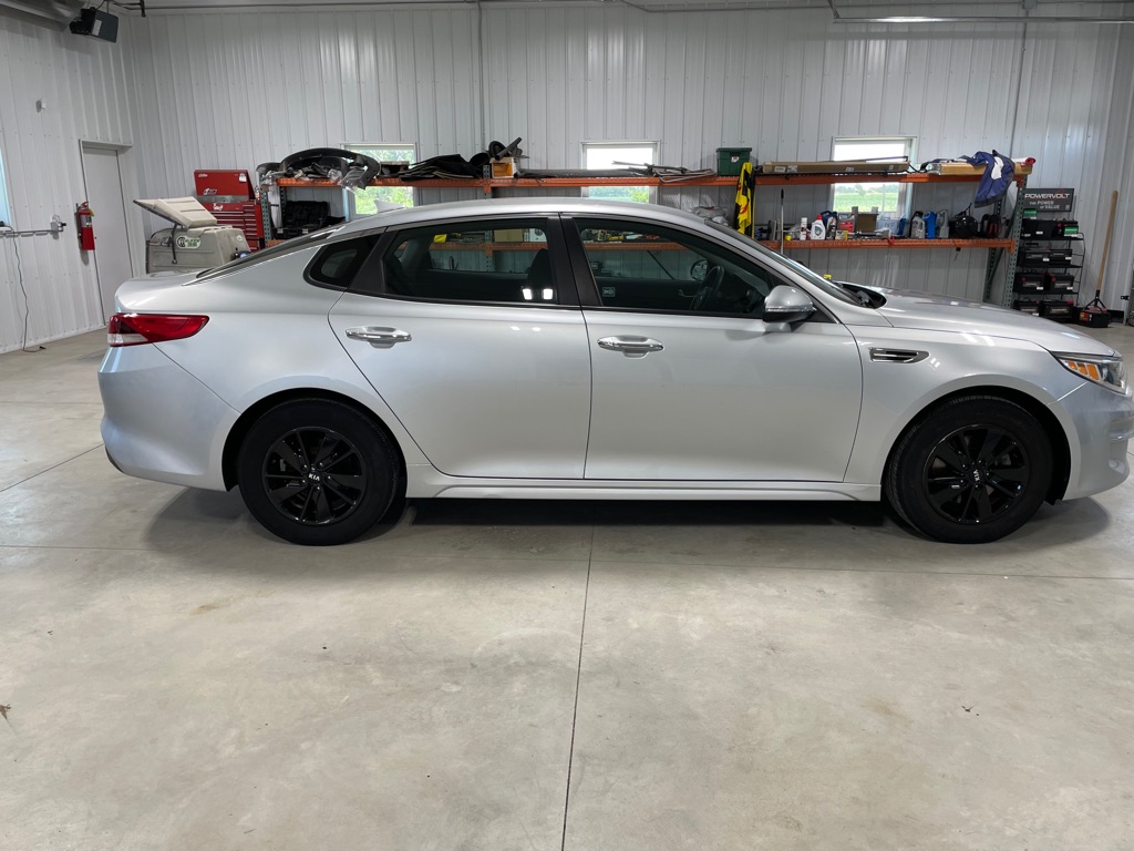 Photo 8 of this KIA OPTIMA