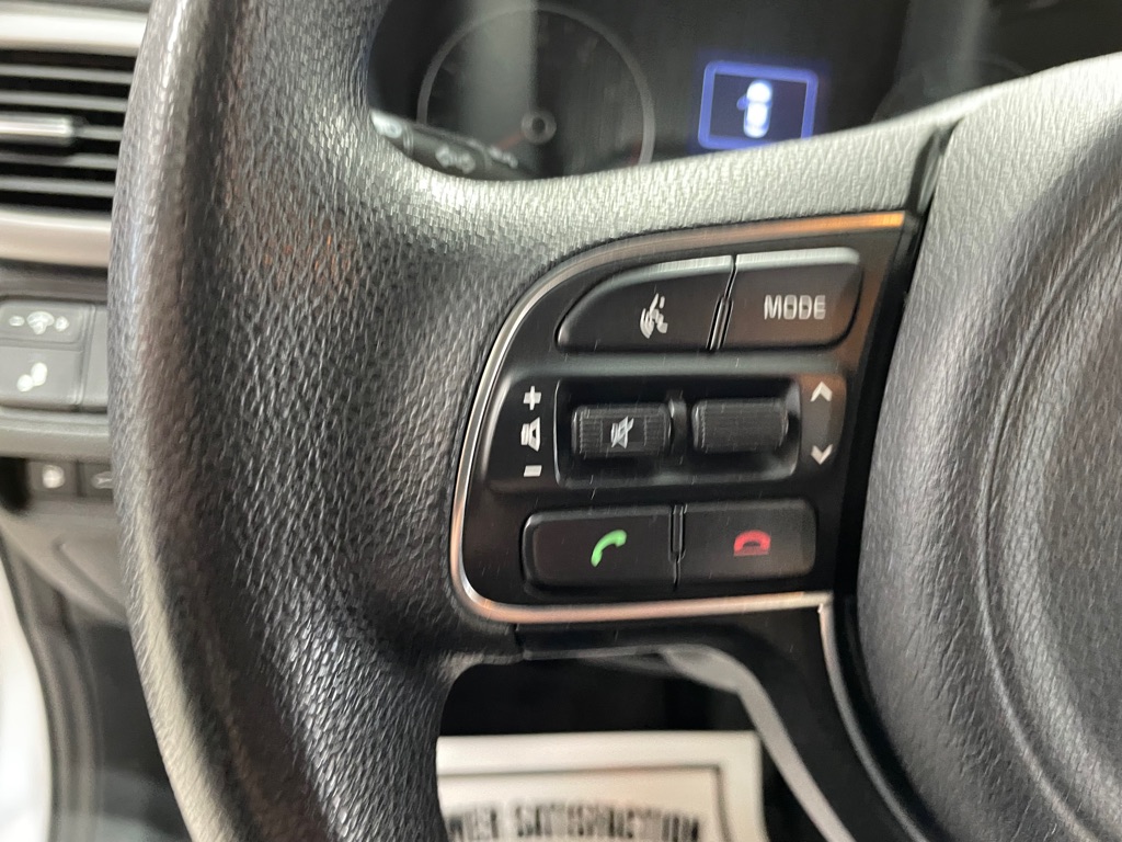 Photo 26 of this KIA OPTIMA