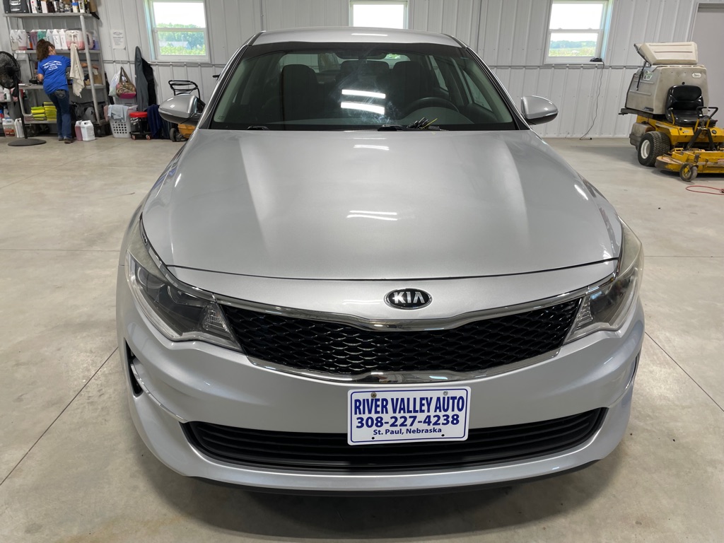 Photo 2 of this KIA OPTIMA